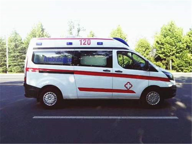 郧西救护车出租服务案例6