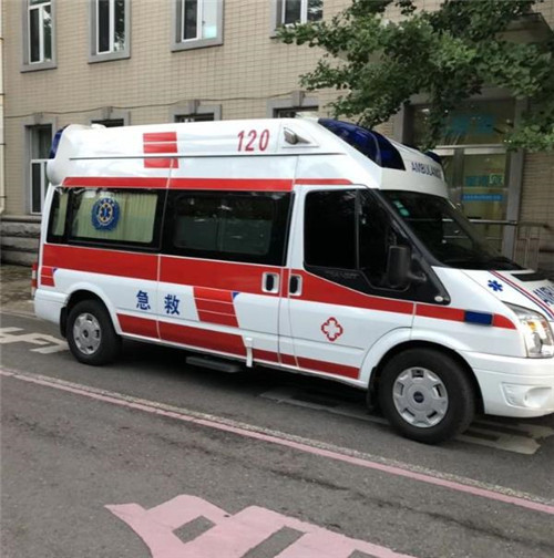 郧西选择我们的救护车出租,开启安心转院之旅